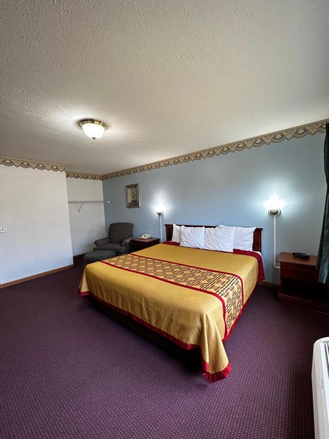 Attica Inn Luaran gambar