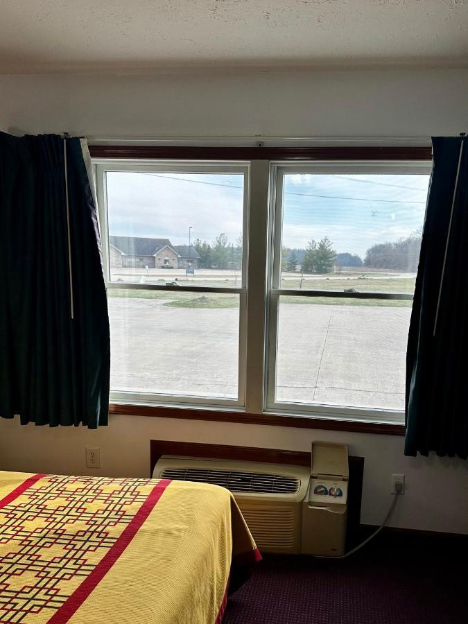 Attica Inn Luaran gambar