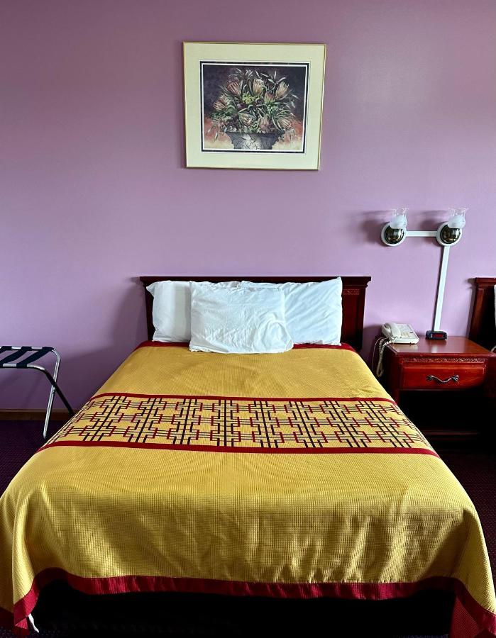 Attica Inn Luaran gambar